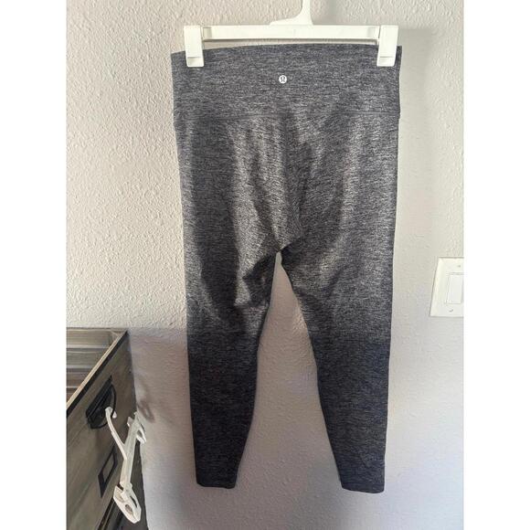 Lululemon Wunder Under Hi-Rise Tight 28in inseam in Heathered Black size 12. GUC - Picture 1 of 5